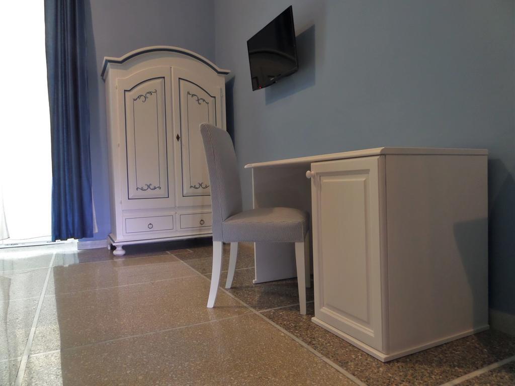 325 Rooms Ai Fori Рим Екстериор снимка