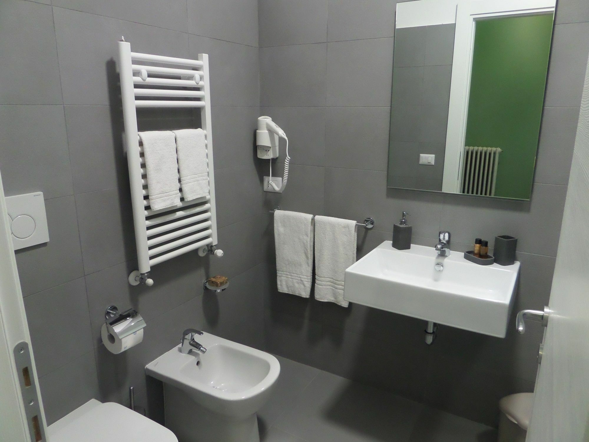 325 Rooms Ai Fori Рим Екстериор снимка