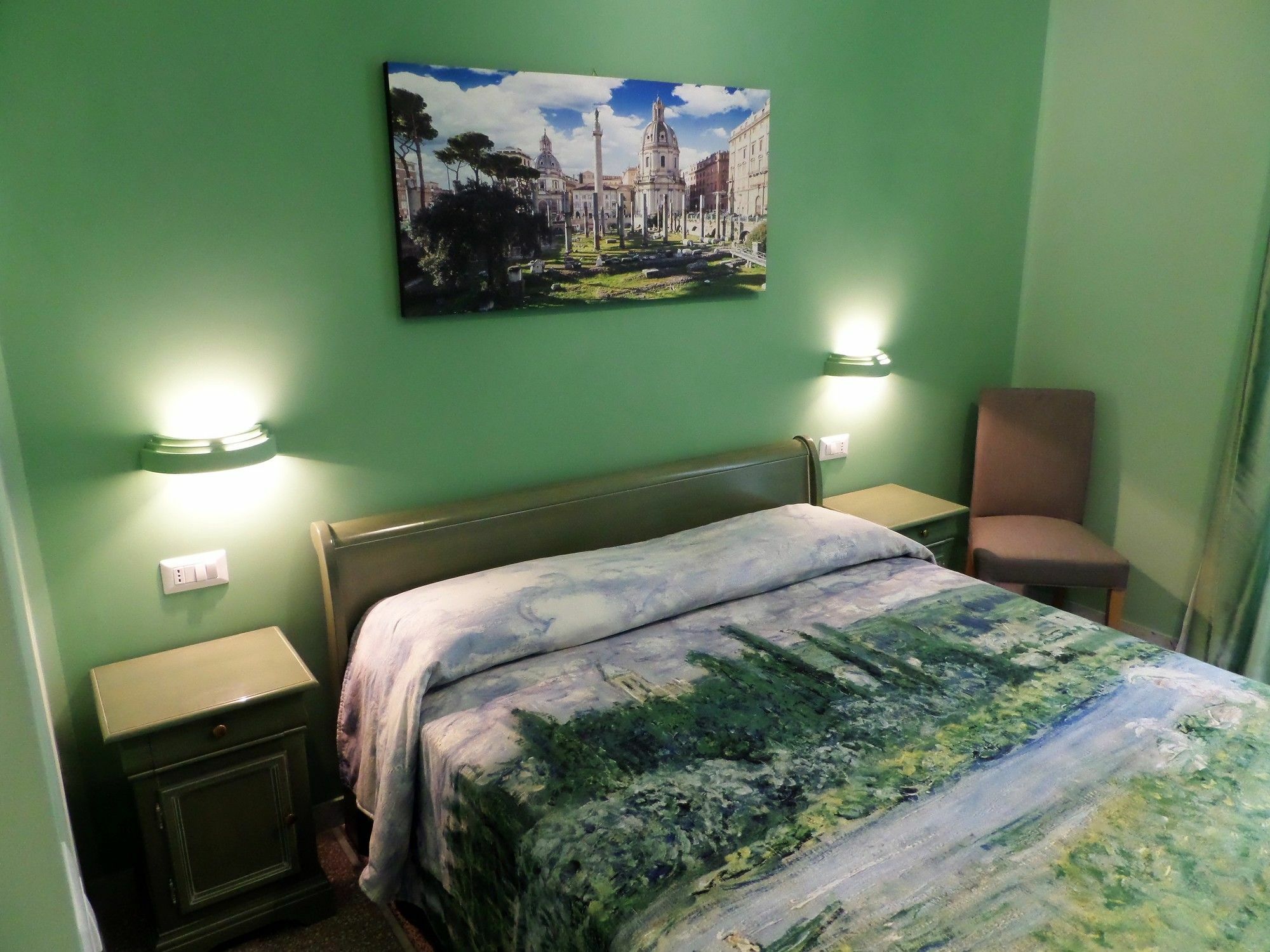 325 Rooms Ai Fori Рим Екстериор снимка