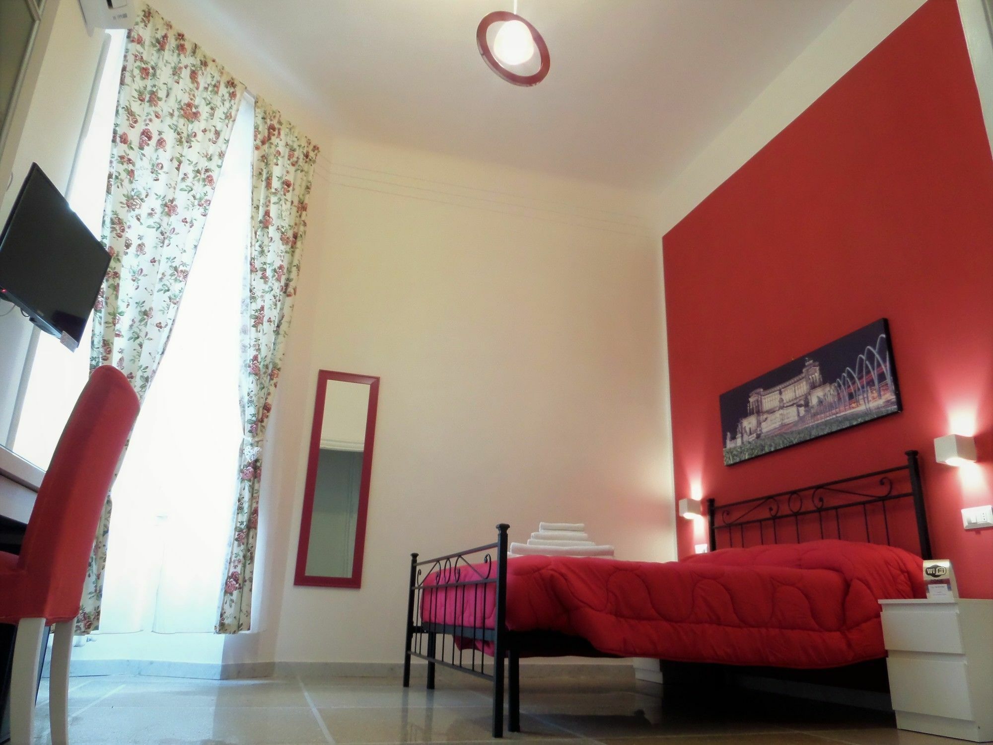 325 Rooms Ai Fori Рим Екстериор снимка